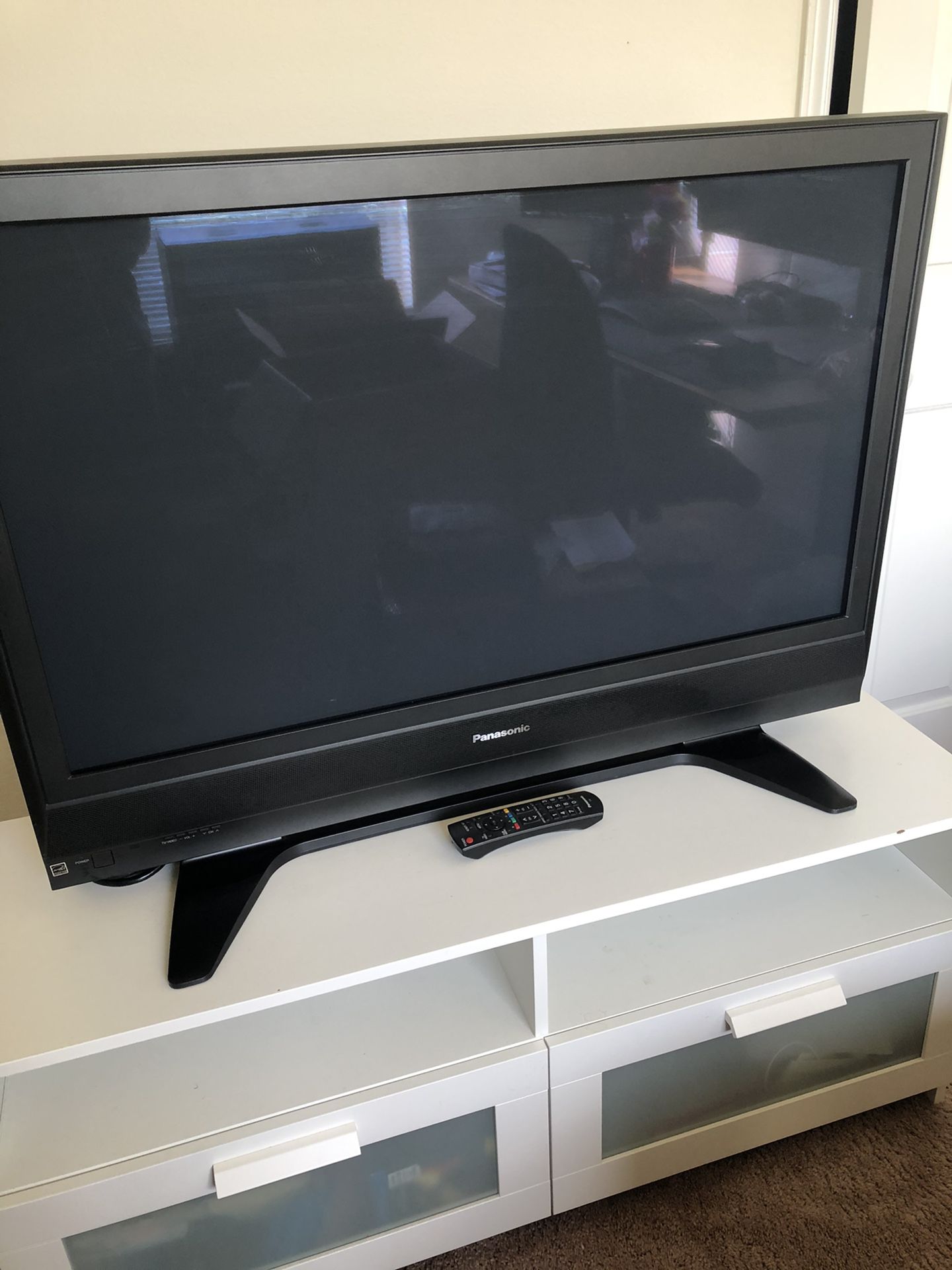 Moving Sale Panasonic HD Plasma Television (Model: TH-42PE7U)