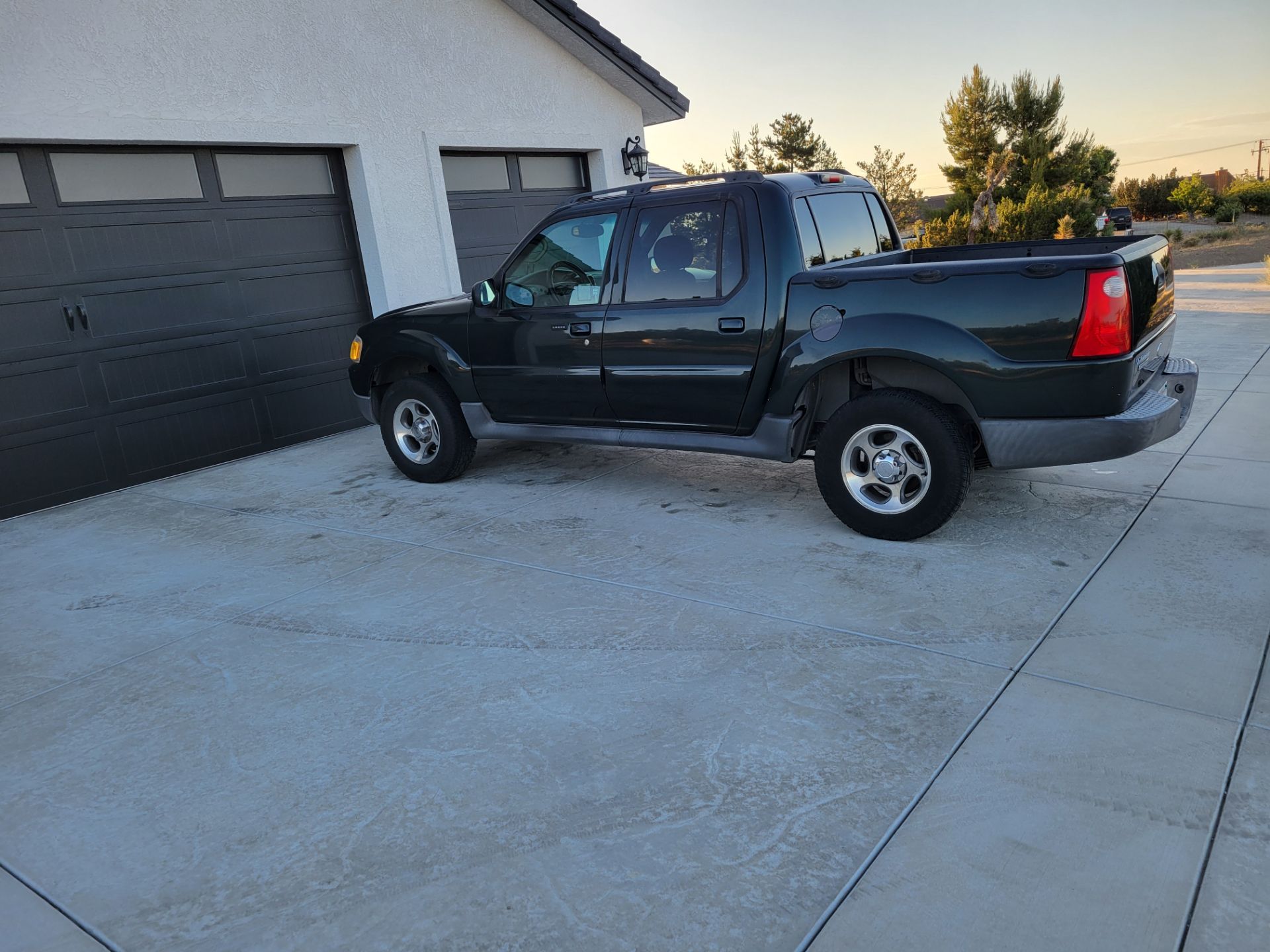 2004 Ford Explorer