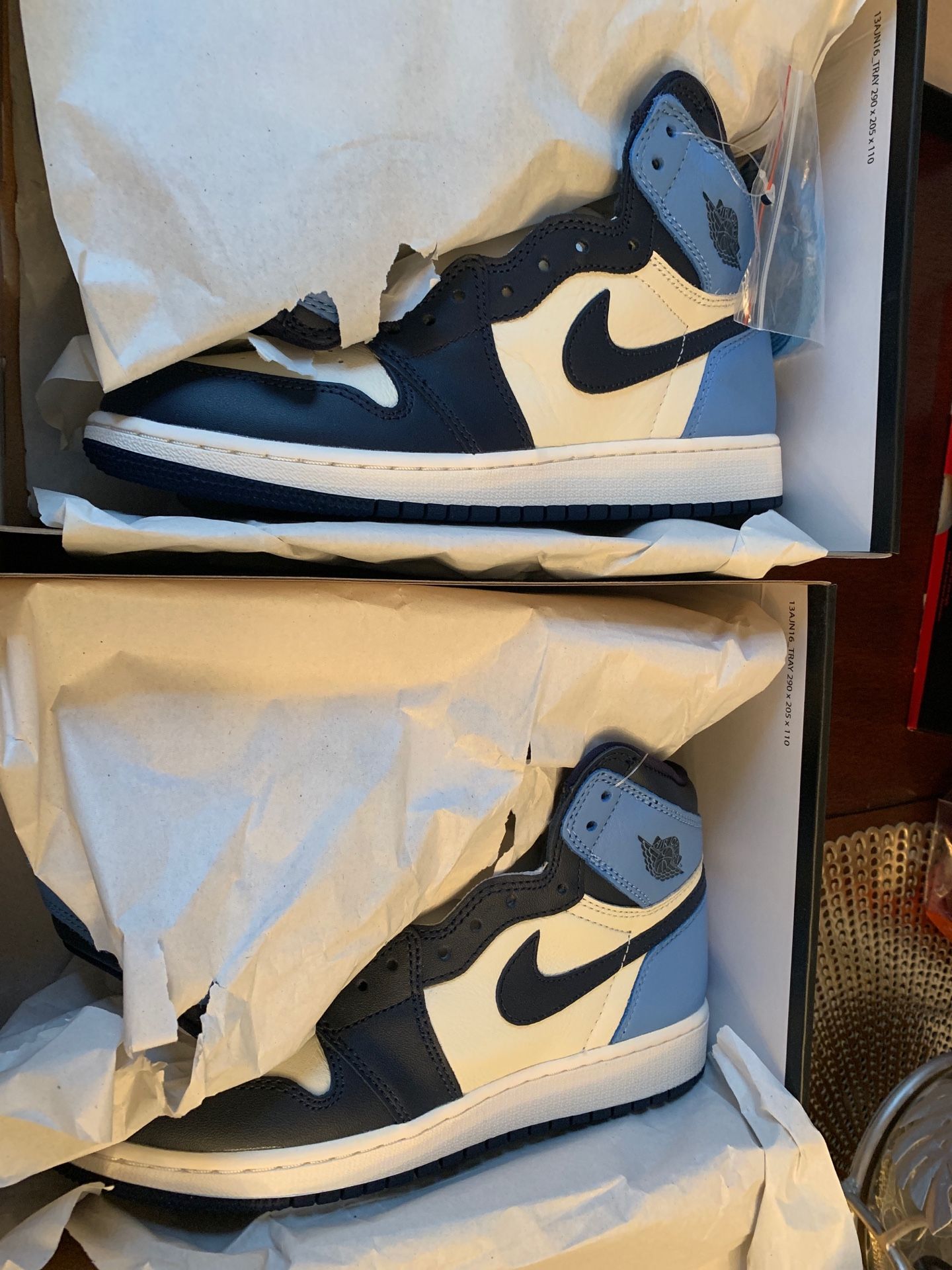 Brand new Jordan retro 1 obsidian sz 6 and 6.5y