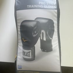 Pro Style Training Boxing Gloves