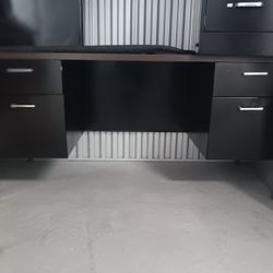 Modern Black Office Desk - Double

Drawers