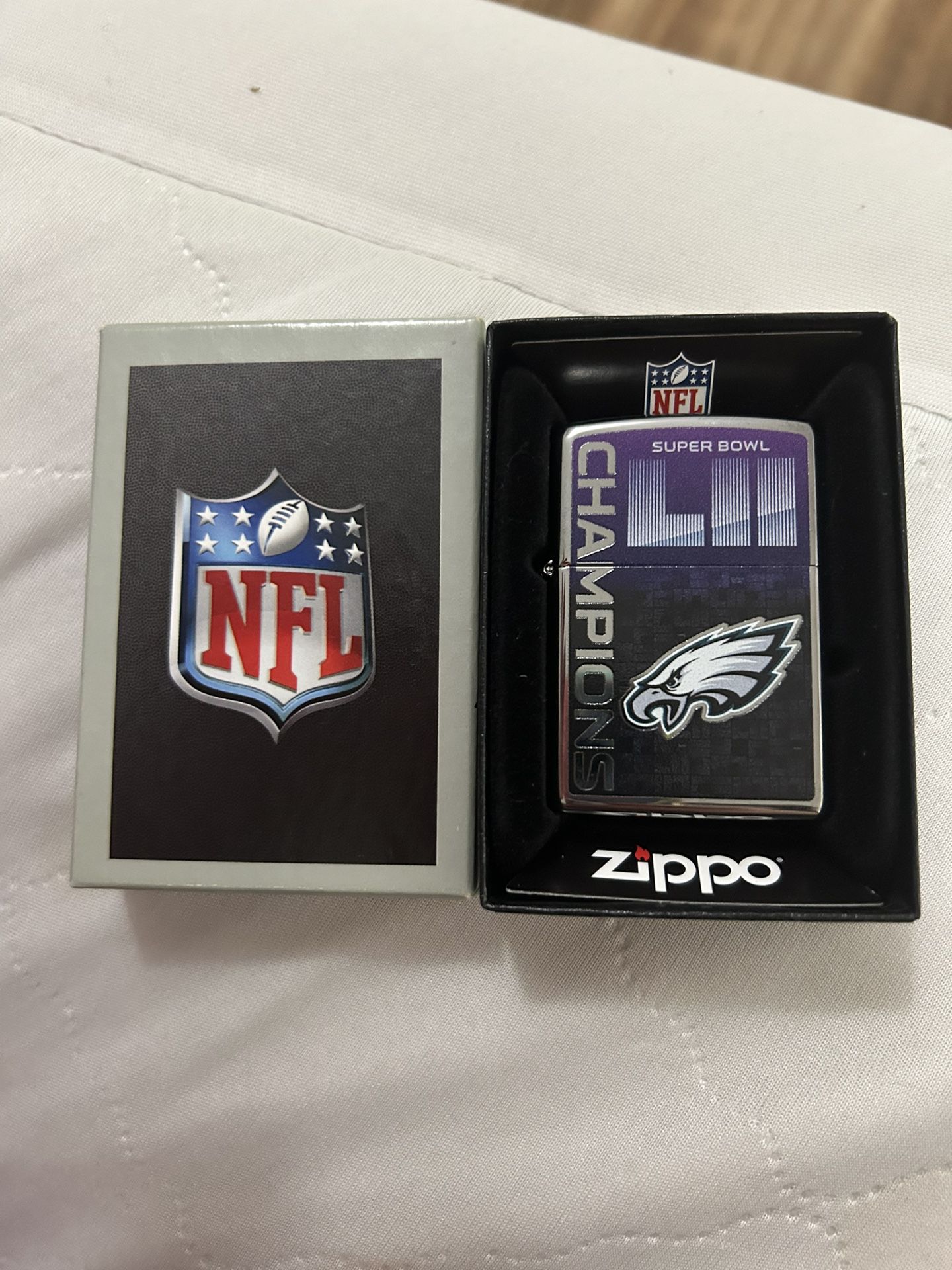 Limited Edition Eagles Super Bowl Zippo Lighter