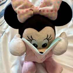 Minnie Mouse Peek A Boo Toy 