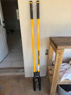 DEWALT 46 in. Fiberglass Handle Post Hole Digger