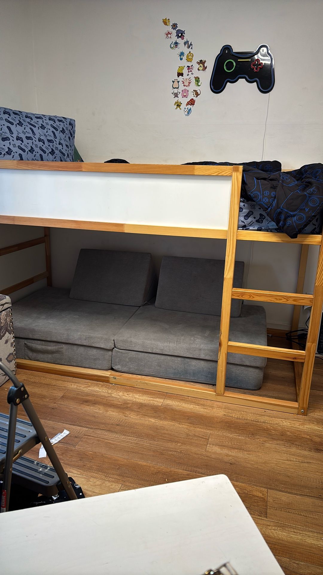Twin Bunk Bed