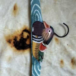 Hand-Painted Wooden Hanger with Duck Design – Vintage Decor