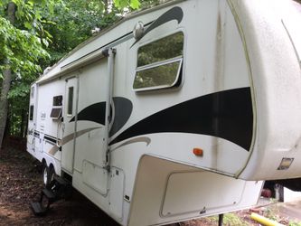 2003 Laredo by keystone