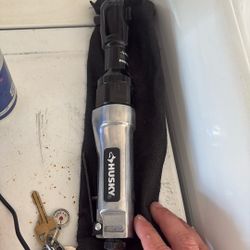 Husky Air Ratchet 3/8 Drive Brand New Never Used 
