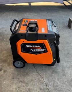 Generac 3800/3000-Watt Dual Fuel Inveter Generator, Fully Enclosed Case and Easy-To-Use Electri