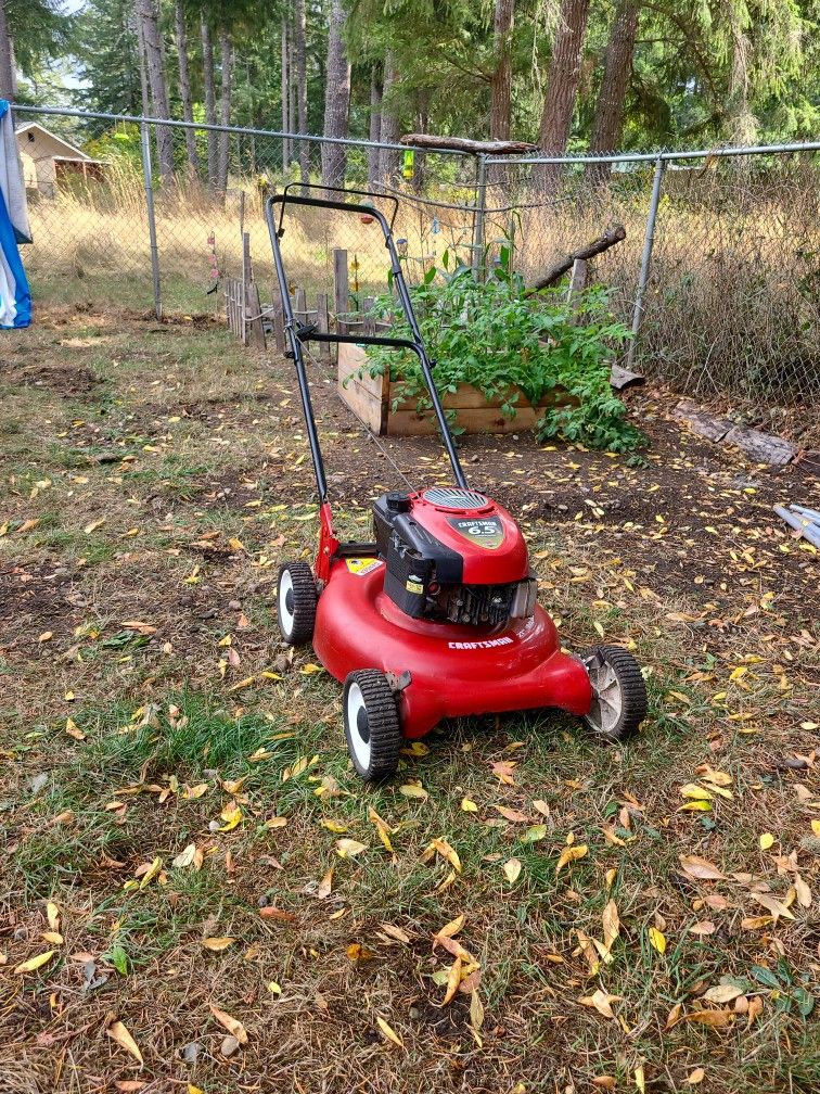Craftsmen Lawn Mower 