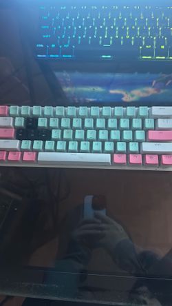 Razer huntersmen mini (clicky) with custom key caps