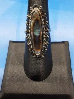 Women's Ring - Silver 4.6 grams Size 5