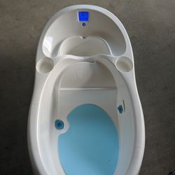 4moms Infant Bath Tub - Automatic Thermometer 