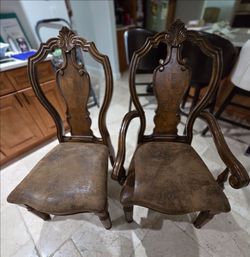 8 Dining Room Chiars