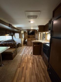 2016 Northland Travel Trailer 32’