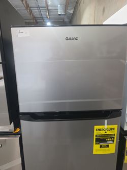 ❄️ Galanz 10 Cu. Ft. Top Freezer Refrigerator – Brand New ❄️