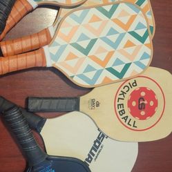 Pickleball Paddles