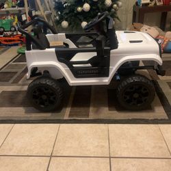 12V Electric Vehicle Jeep Car With Remote Control 