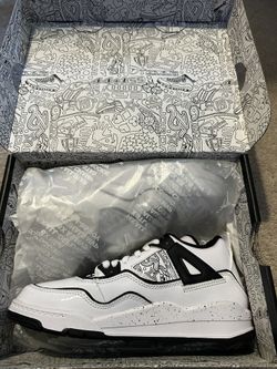 Air Jordan 4 SE Retro Size 2Y