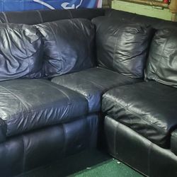 Used Sectional Good Condition 