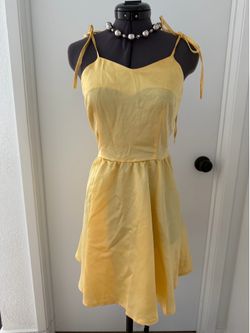 🌻 Butter Yellow Tie-Shoulder Sundress - So Dreamy!