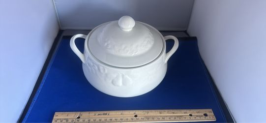 Harvest moon soup holder