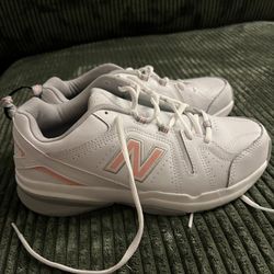Women’s New Balance Shoes 608’s Size 8