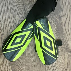 UMBRO adult Shin Guards