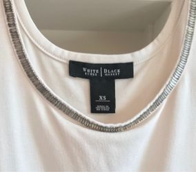 New White House Black Market Top Size XS (S)