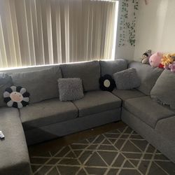 3-Piece Sectional Couch