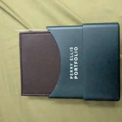 Perry Ellis Portfolio Brown Wallet New
