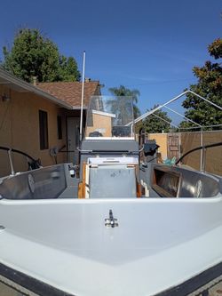 18ft Center Console