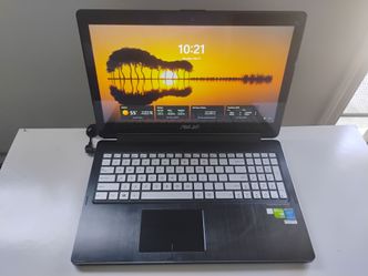 i7 ASUS 2 in 1 Touchscreen Gaming Laptop (Windows 11 Pro)