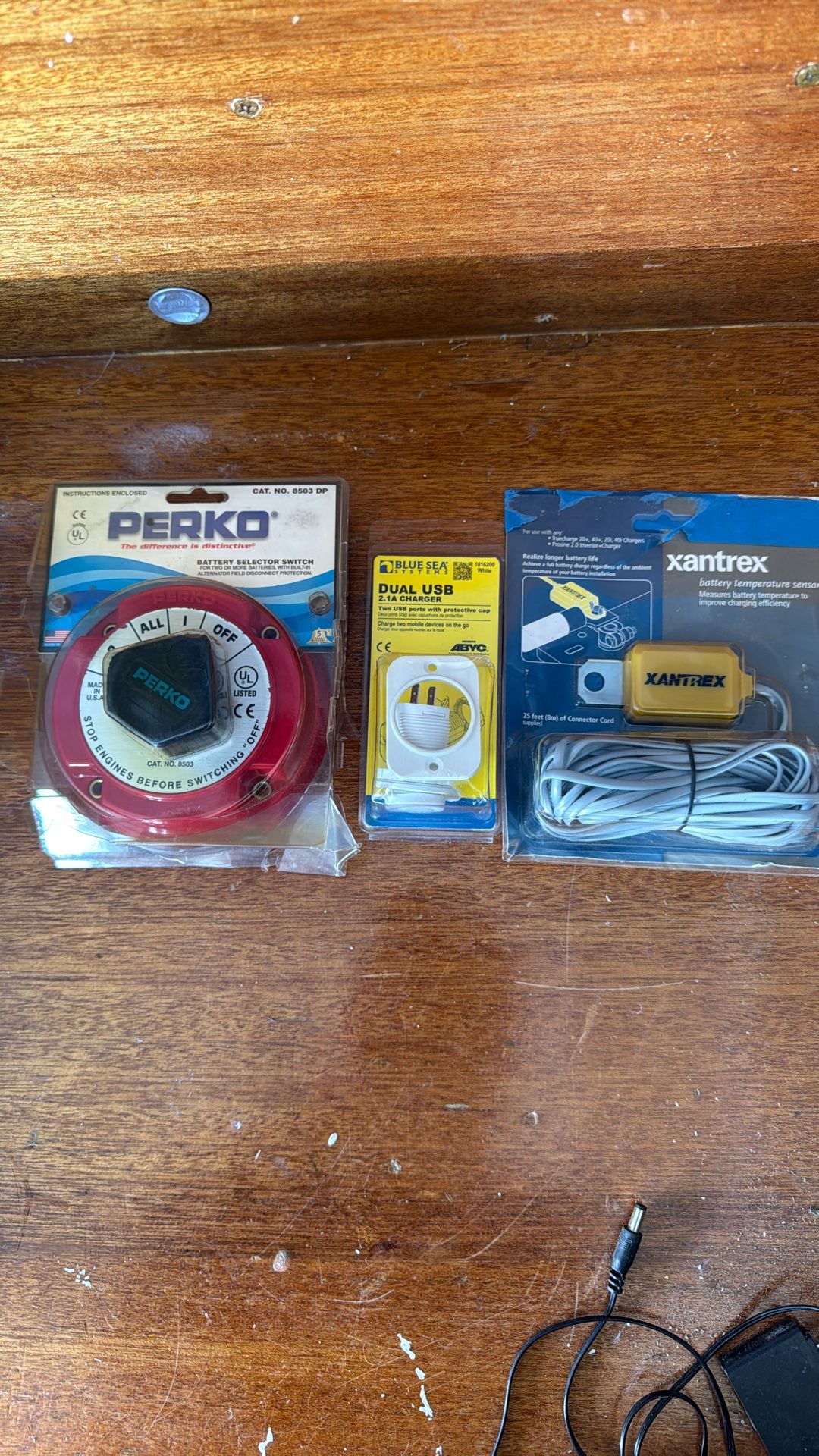 Master Selector, Dc USB Outlet, Xantrex Battery Temp Sensor