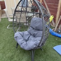 Egg Chair 