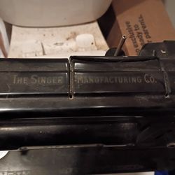 Sewing Machine Ventage