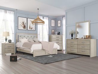 SUPER DEAL 7pc Queen size Bedroom Set
Take it home with $39down 
Hablamos Español Y Financiamos🙋