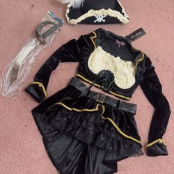 New medium dolls kill Piriate Costume dress festival skirt renaissance hat outfit