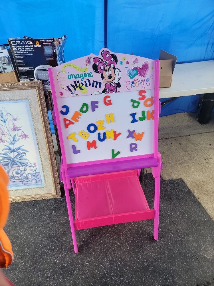 Minnie Magnetic Board