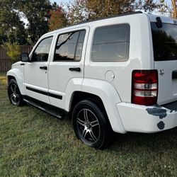 2009 JEEP LIBERTY 
