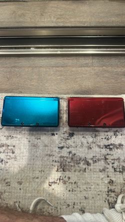 Two Nintendo 3DS