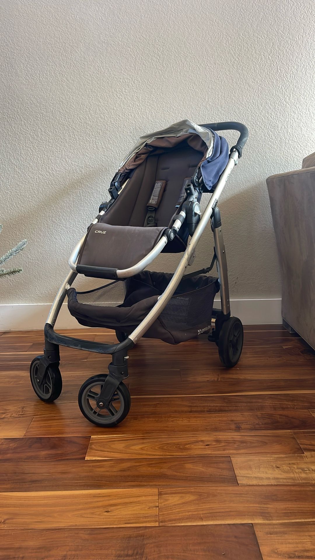 UppaBaby Cruz Stroller (Piggyback Included)