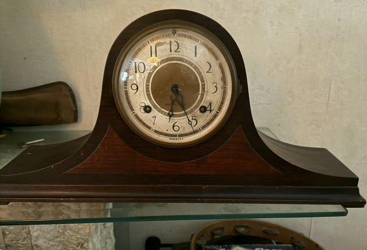 Antique Mantle Clock
