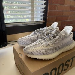 Yeezy 350 V2 Static 