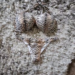 Victorias Secret Swimsuit 36C/medium