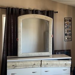 dresser with attachable mirror
