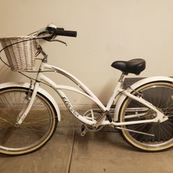 Electra Women's Cruiser Lux 7D Step-Thru Bicycle 