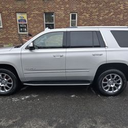 2017 GMC YUKON DENALI 