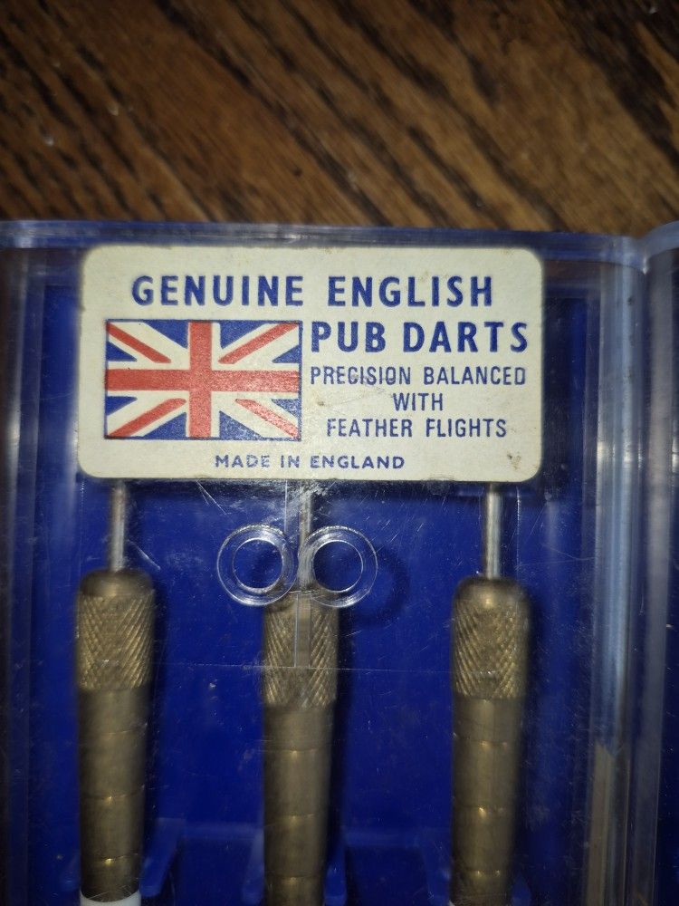 Vinfage English Pub Darts