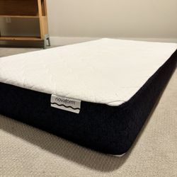 Novafoam Twin Size Mattress - Like New Condition